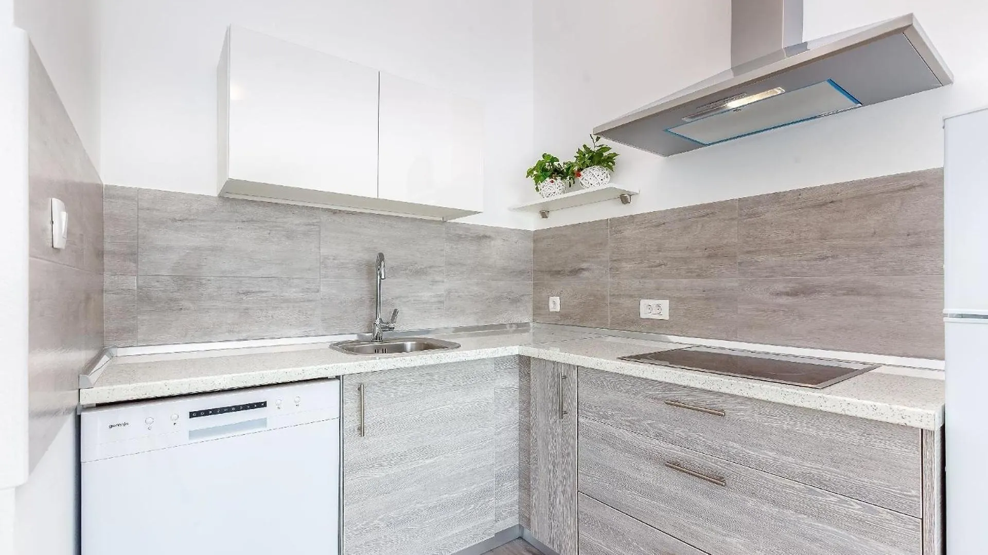 Ferienwohnung Fuer 6 Personen Ca 90 M In Dramalj, Adriakueste Kroatien Kvarner Bucht 0*, Dramalj Croatia