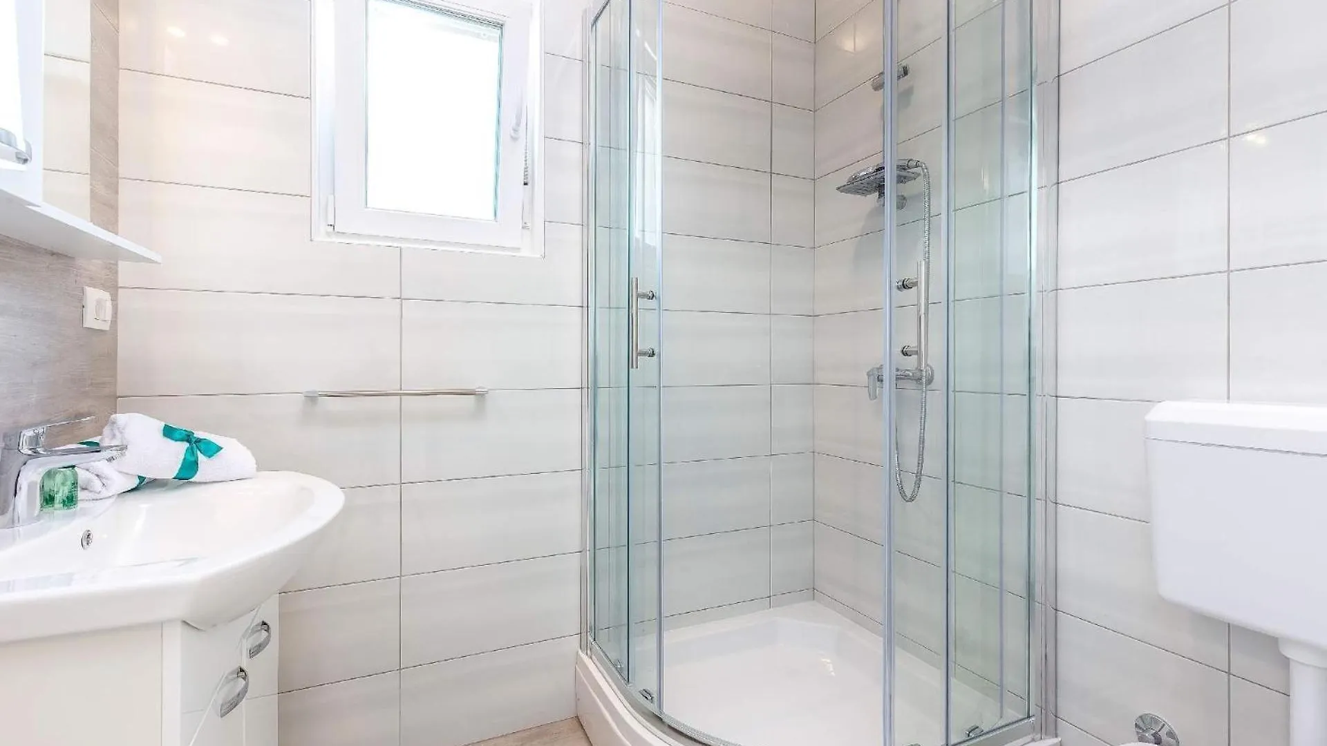 Apartment Ferienwohnung Fuer 6 Personen Ca 90 M In Dramalj, Adriakueste Kroatien Kvarner Bucht