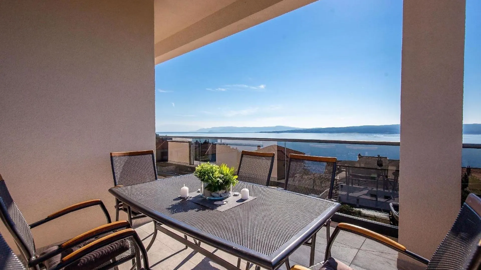 Apartment Ferienwohnung Fuer 6 Personen Ca 90 M In Dramalj, Adriakueste Kroatien Kvarner Bucht